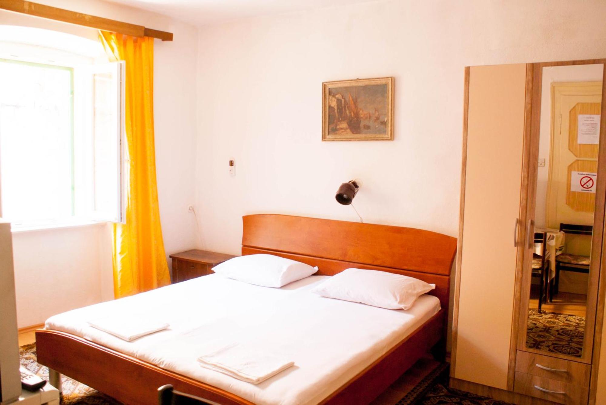 Accommodation Old Town Vitaic كورتْشولا الغرفة الصورة