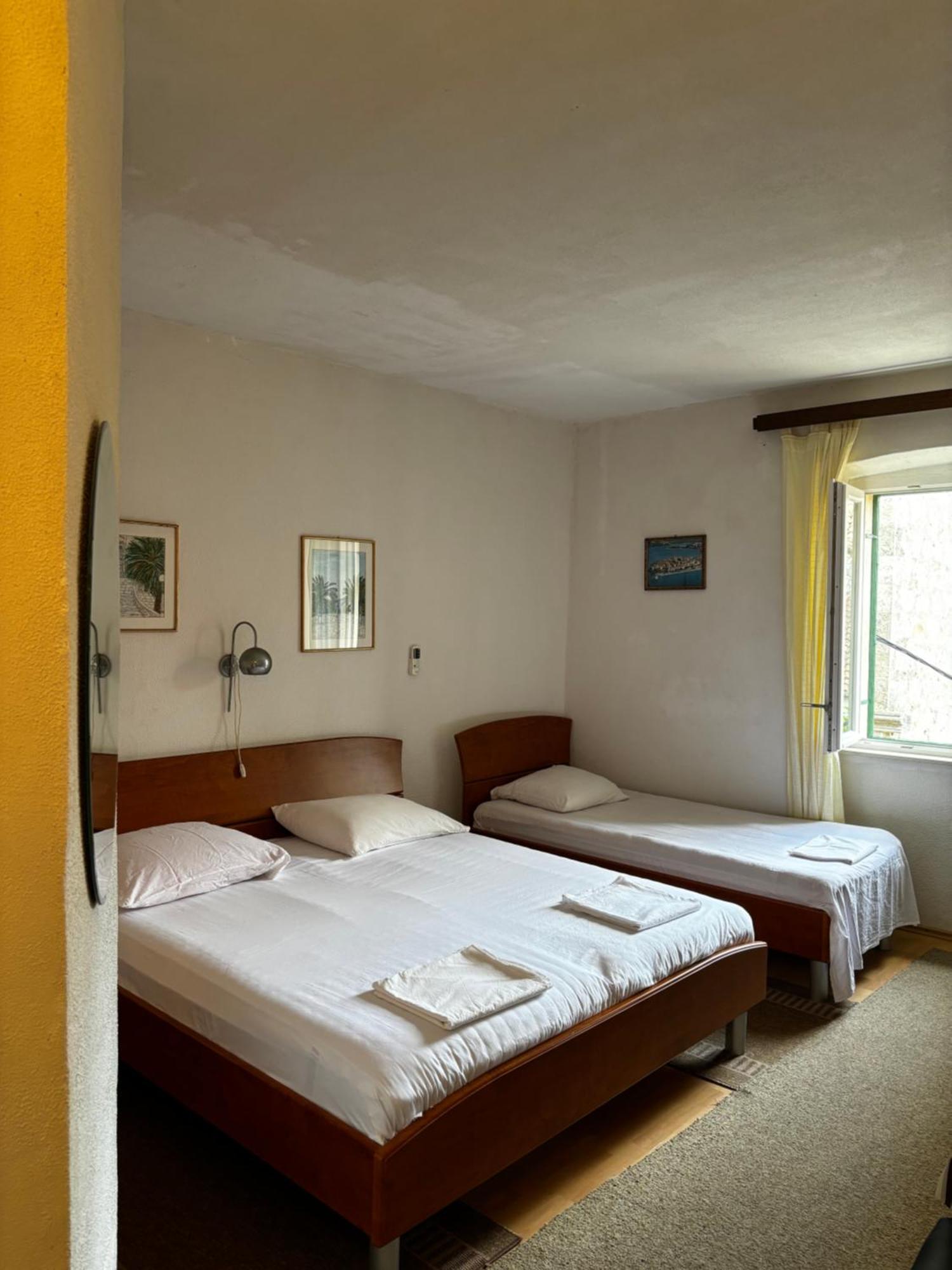 Accommodation Old Town Vitaic كورتْشولا المظهر الخارجي الصورة