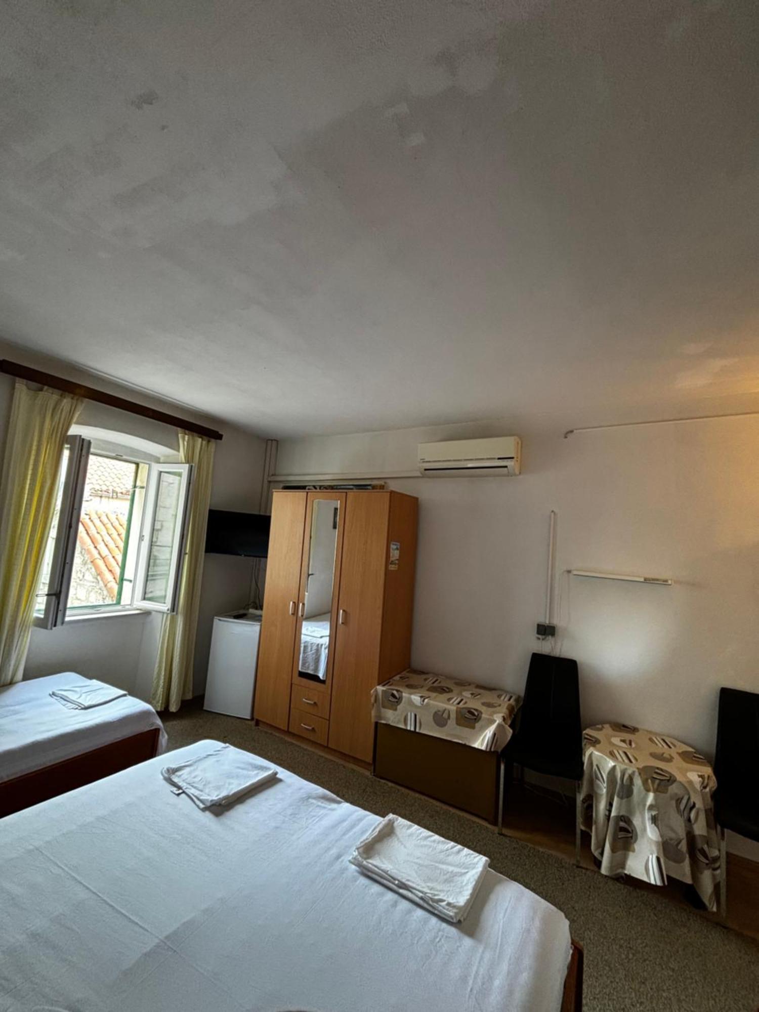 Accommodation Old Town Vitaic كورتْشولا المظهر الخارجي الصورة