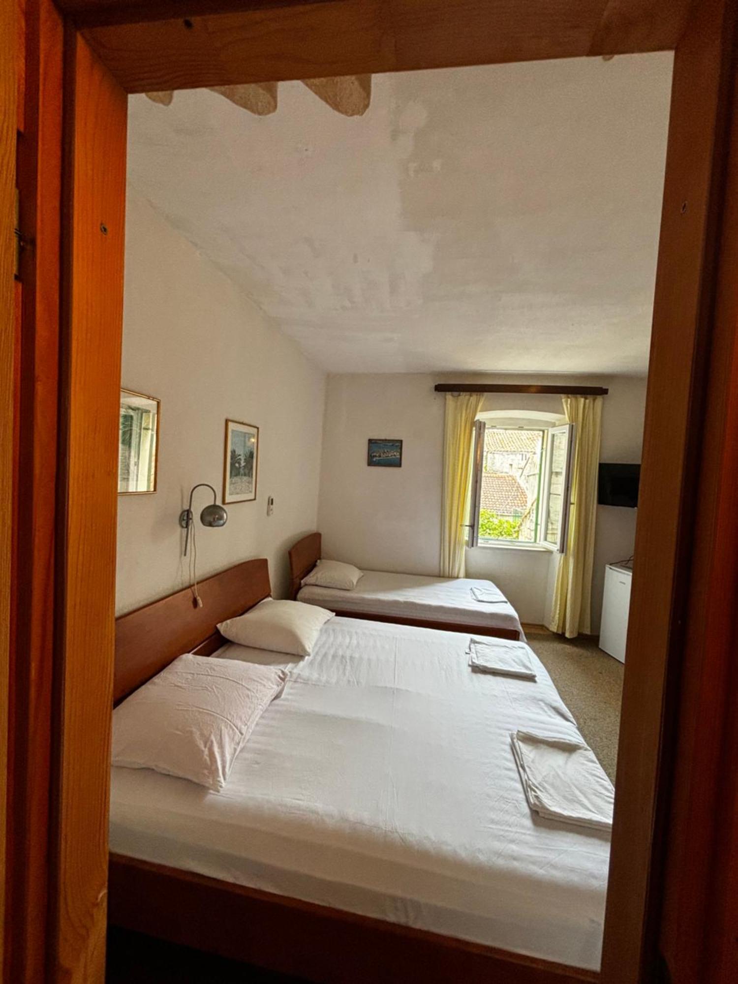 Accommodation Old Town Vitaic كورتْشولا المظهر الخارجي الصورة