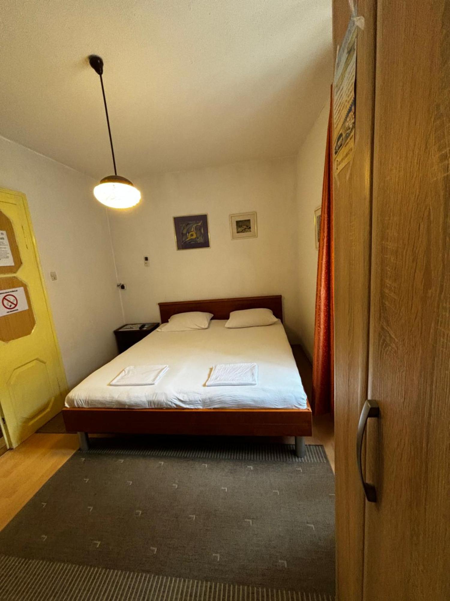 Accommodation Old Town Vitaic كورتْشولا المظهر الخارجي الصورة