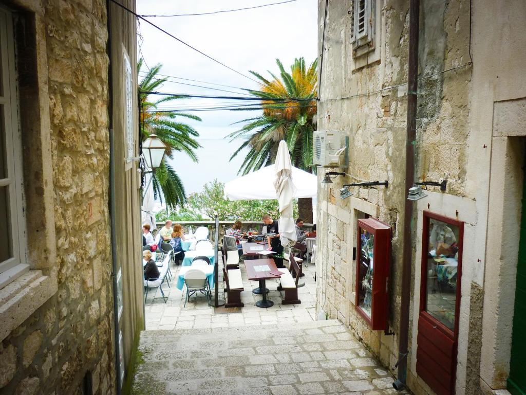 Accommodation Old Town Vitaic كورتْشولا المظهر الخارجي الصورة
